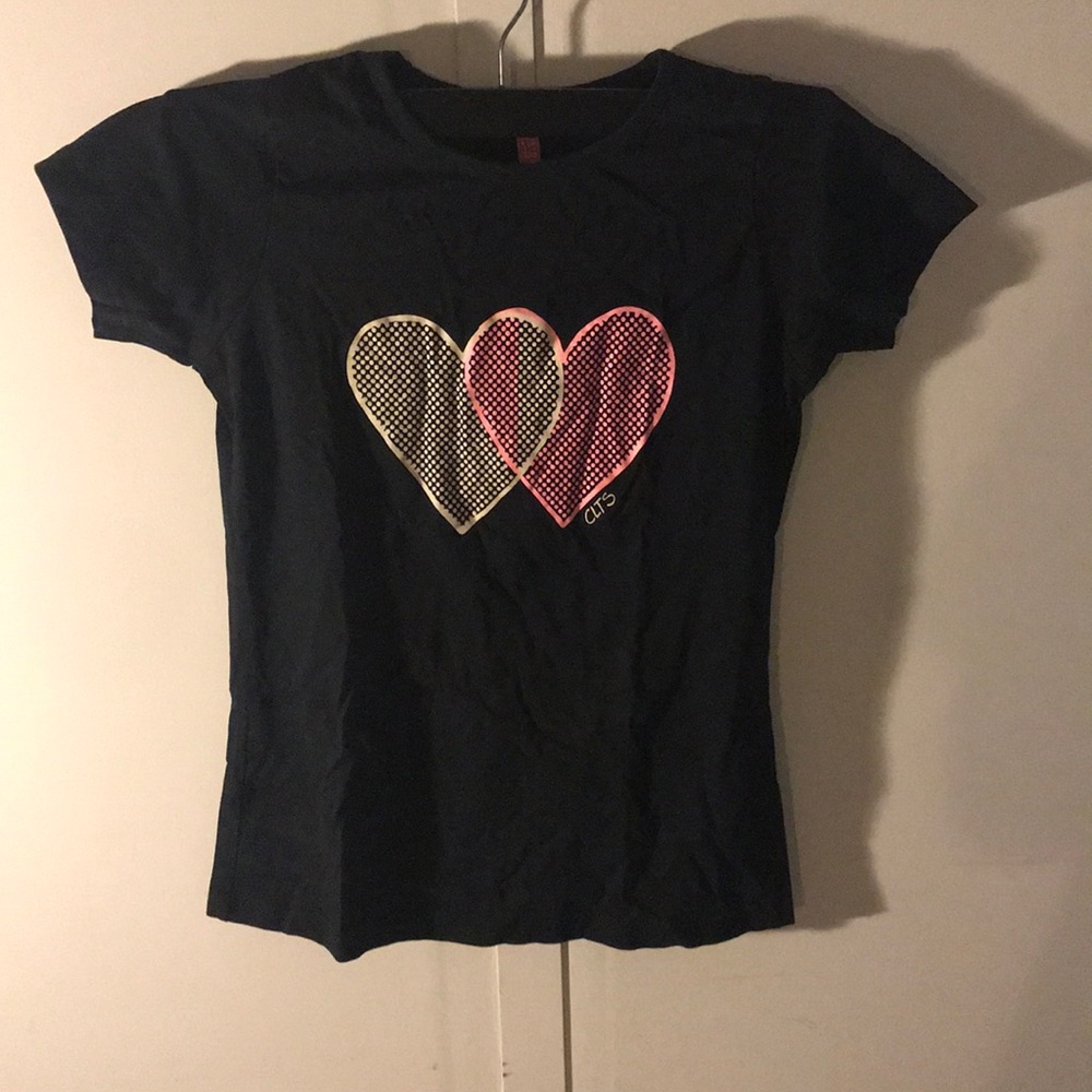 Black tee